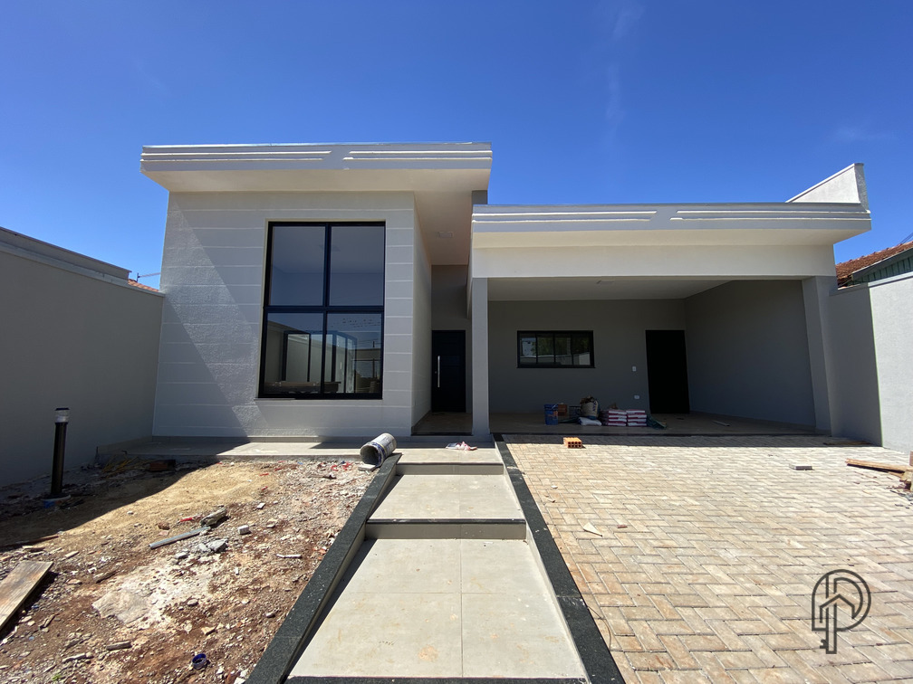 Casa à venda - Rua Teixeira Martins, Jardim Caviúna, Rolândia-PR