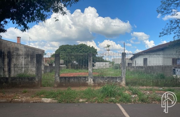 Terreno à venda - Rua Paranaguá, Centro 